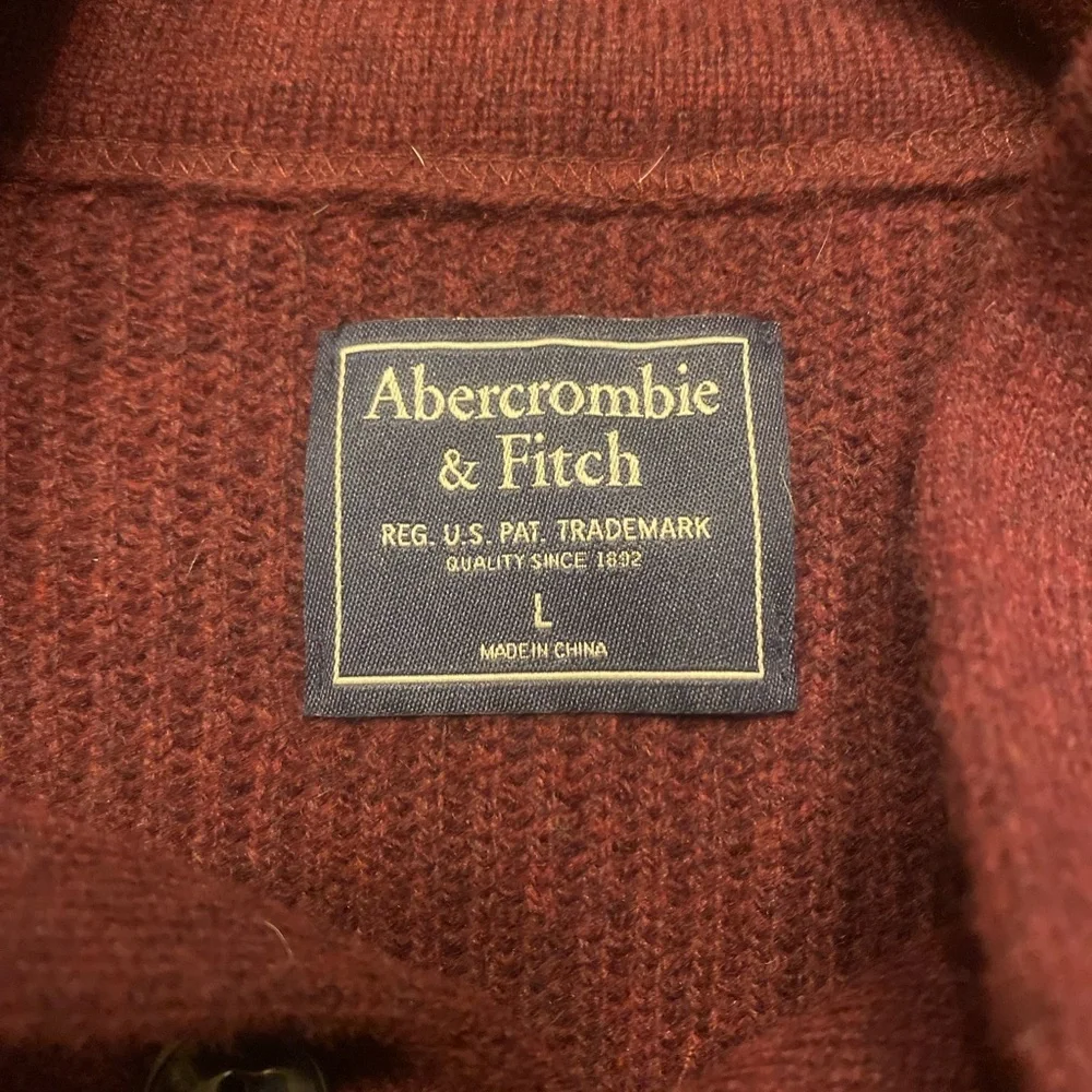 VTG Abercrombie & Fitch Men's Deep Maroon Shawl Collar Sweater